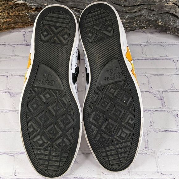 Converse Looney Tunes x Chuck Taylor All Star Hi 'Sylvester & Tweety' Sneakers - Picture 9 of 13